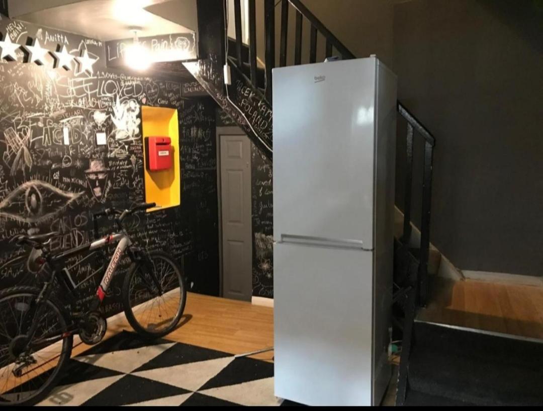 Single Room With Underbed 8 Londres Exterior foto