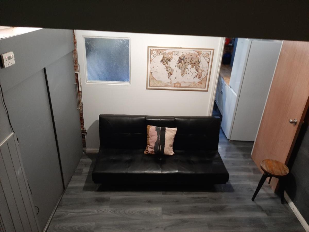 Single Room With Underbed 8 Londres Exterior foto