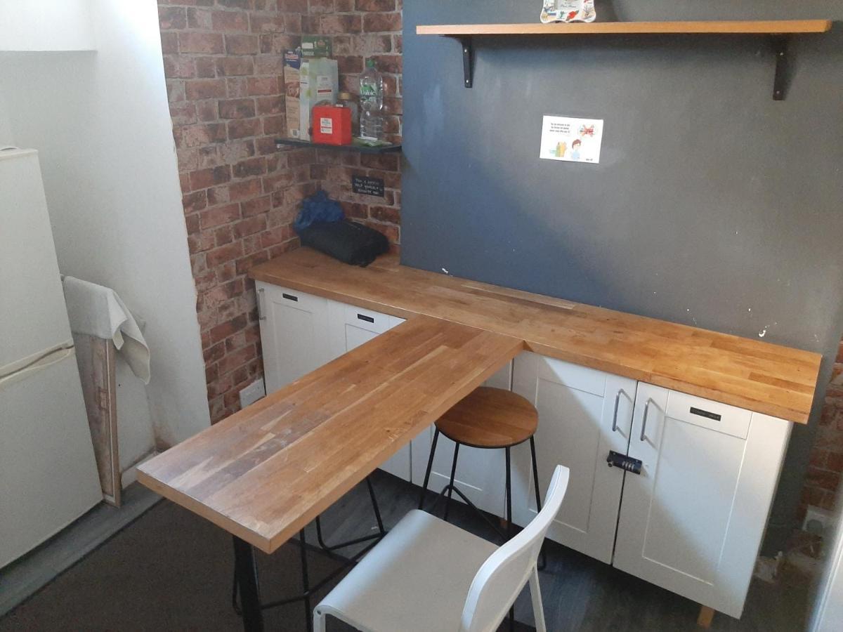 Single Room With Underbed 8 Londres Exterior foto